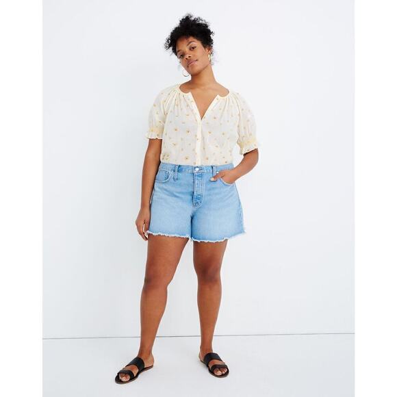 Madewell Mid-Rise Frayed Raw Hem Relaxed Denim Shorts Dunwoody Wash Blue 33 - Picture 3 of 11